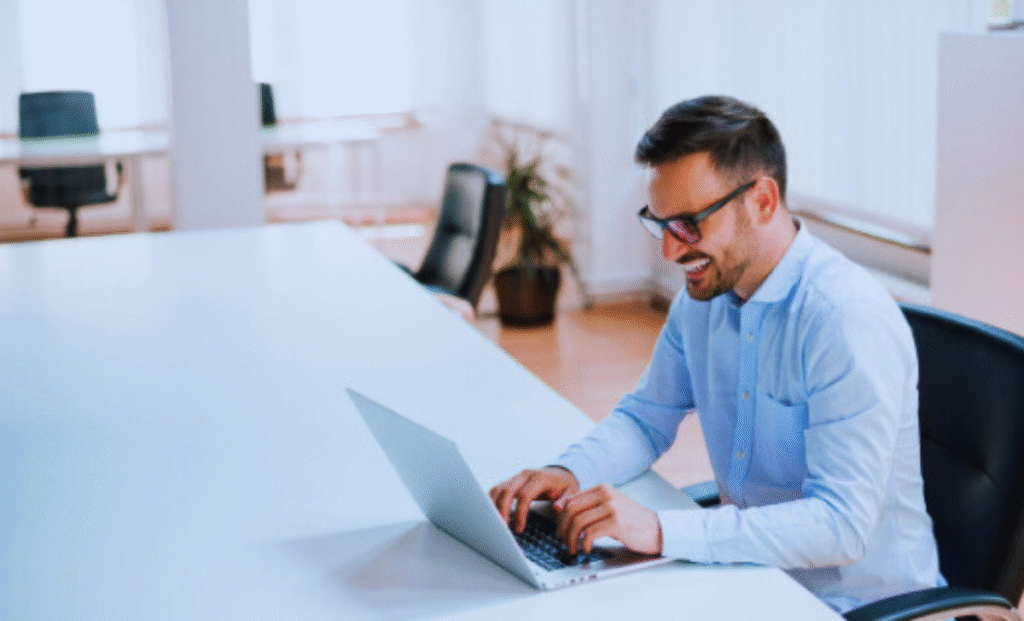 How to Stay Safe While Searching for Jobs Online